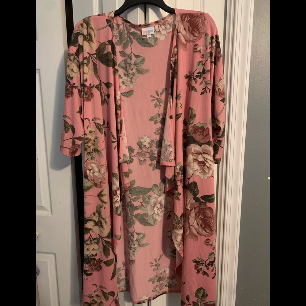 Lularoe Shirley UNICORN Pink Floral Kimono Size Medium